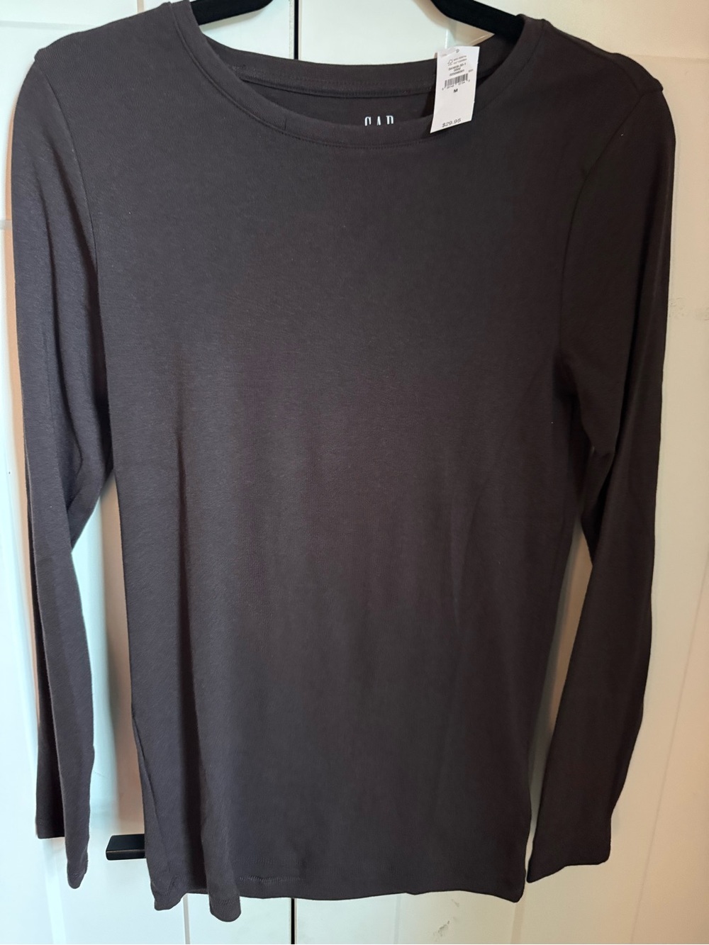 NWT Gap Modern Crewneck Long Sleeve T-Shirt black Medium